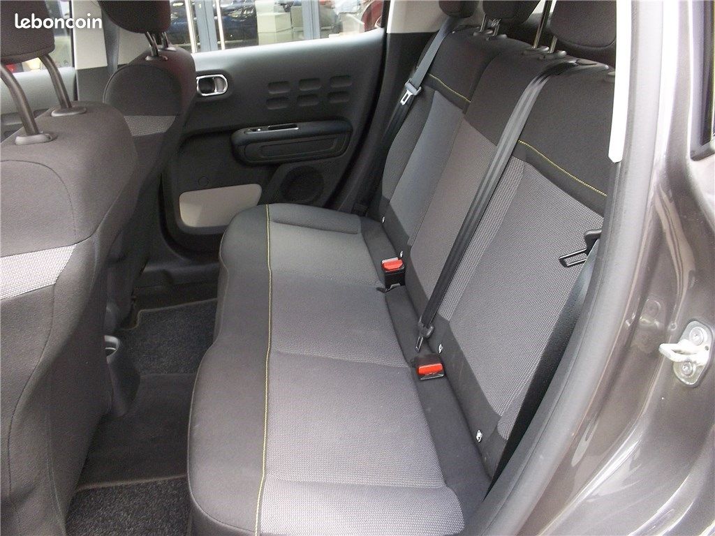 Citroën C3 III PURETECH 110 S&S Shine (image 8)