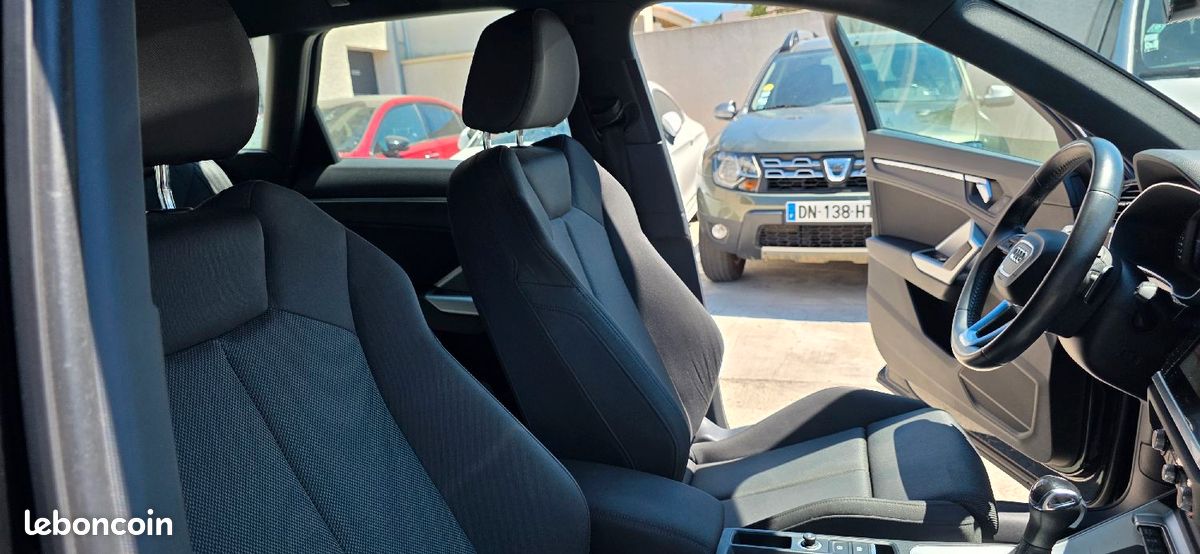 Audi q3 35 tfsi 150cv / s-line (image 27)