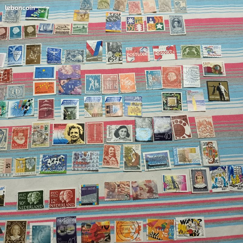 Lot de 200 timbres de Hollande (image 2)