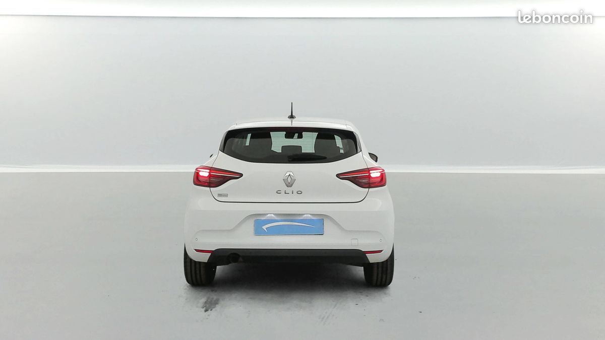 RENAULT Clio TCe 90 - 21 Business (image 4)