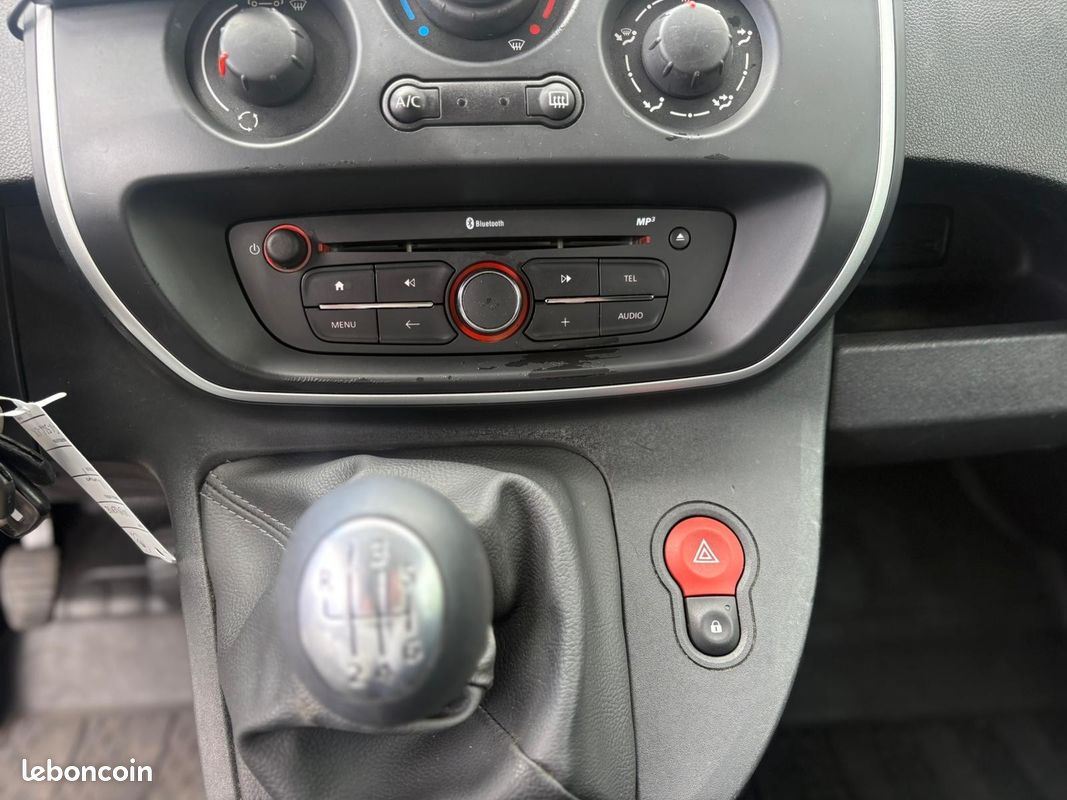 RENAULT KANGOO Blue dCi 80 Trend (image 20)