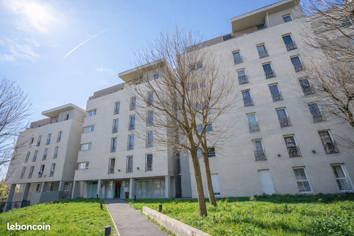 Appartement 1 pièce 20 m² · à Cergy · 20 m² · 65 000 €