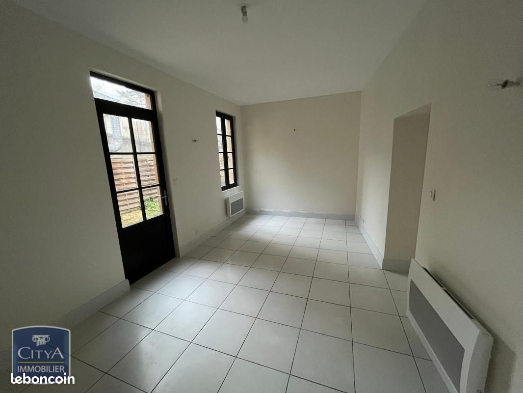 Appartement 1 pièce 24 m² - Poitiers 86000 (image principale 2)
