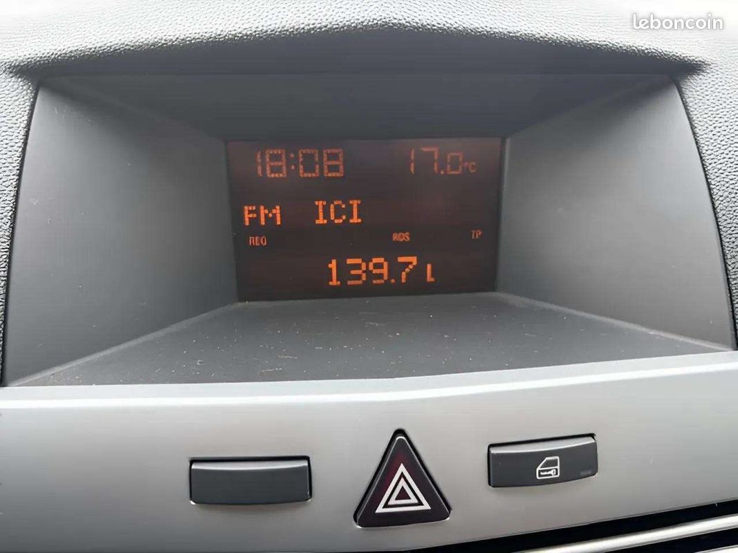 Opel ASTRA 1.7 CDTI110 COSMO ECOF 5P (image 17)