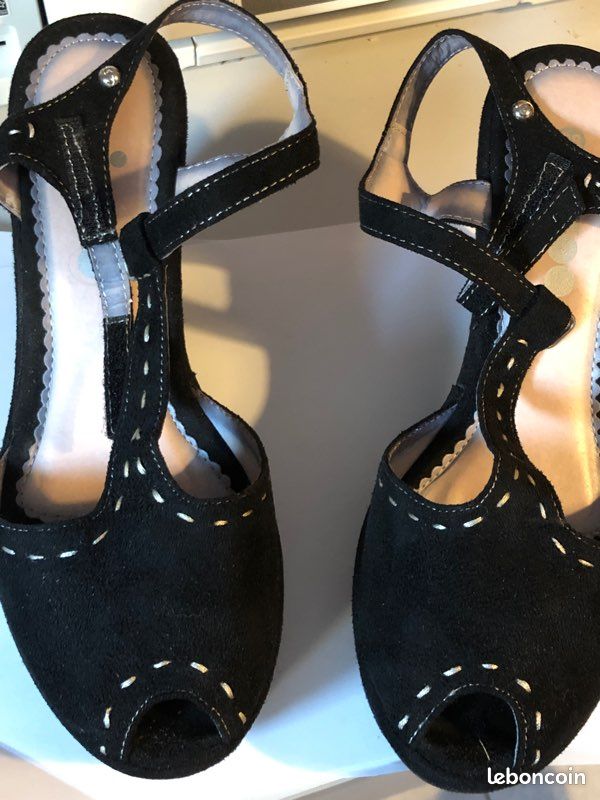 Chaussures à talons noires pour femmes (image 3)
