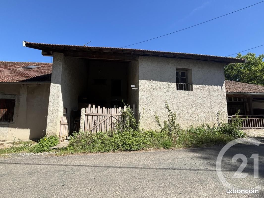 Maison 4 pièces 96 m² · à Villette-sur-Ain · 96 m² · 110 000 €