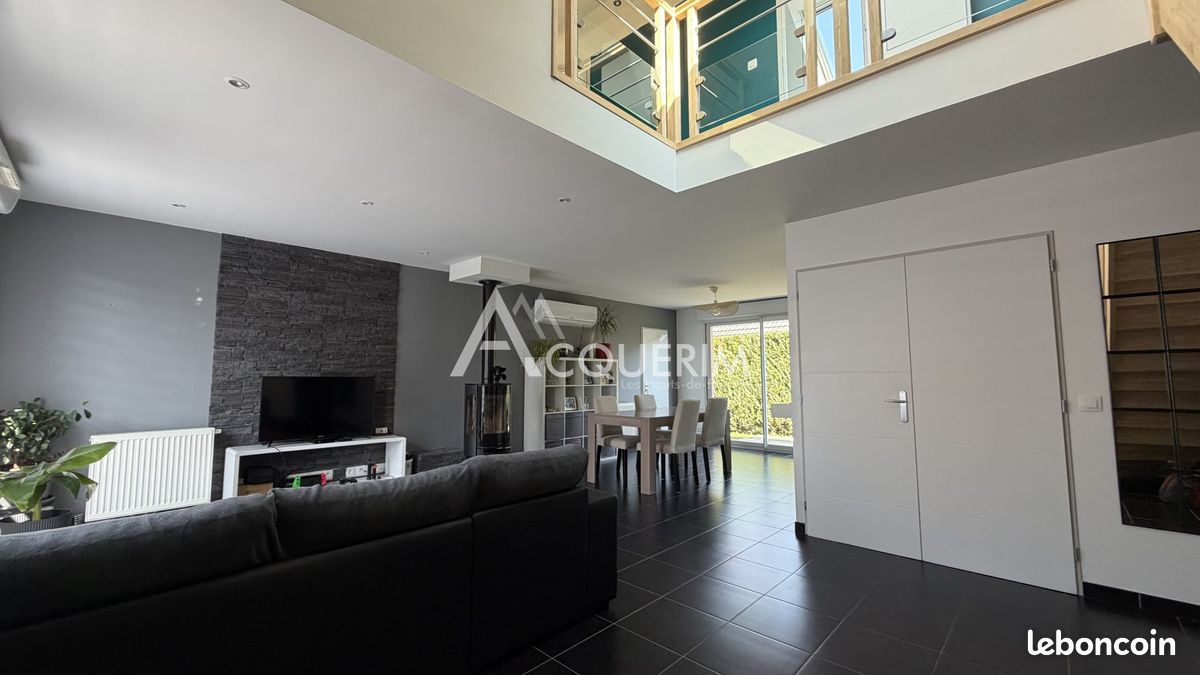 Maison 5 pièces 113 m² · à Meurchin · 113 m² · 311 000 €