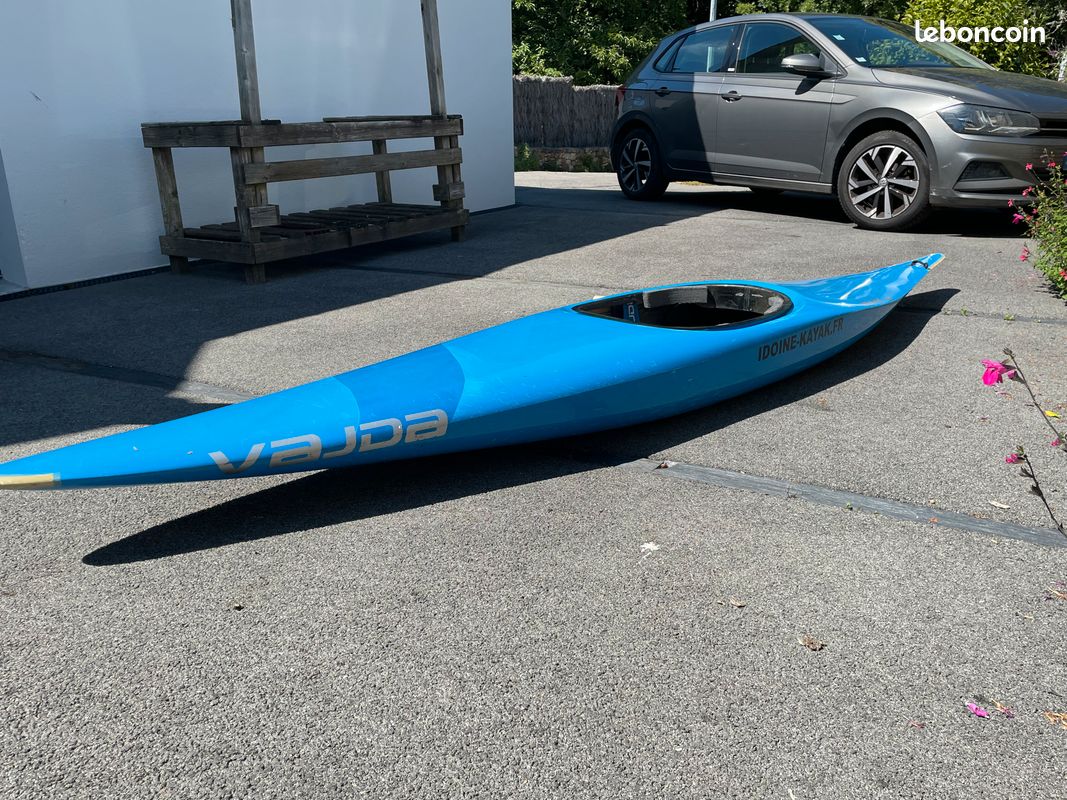 Canoe C1 slalom (image 1)