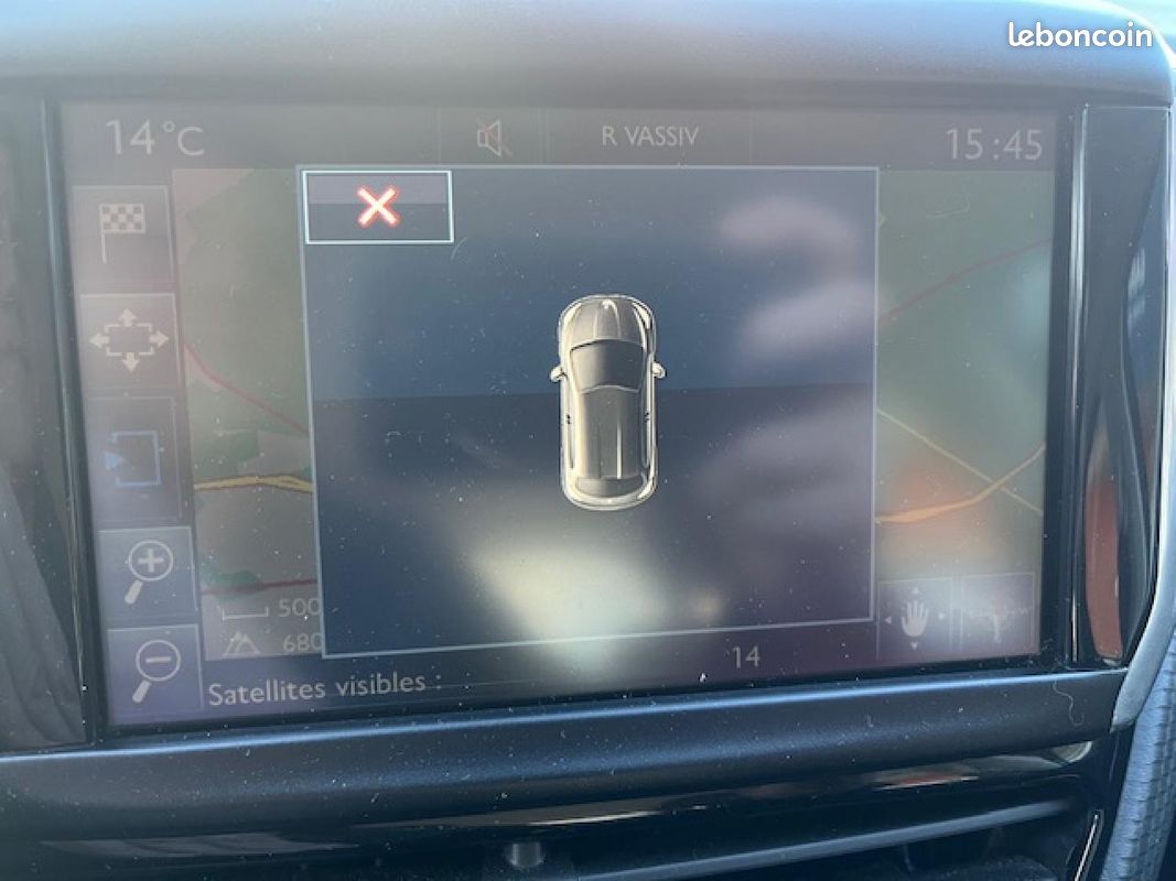 PEUGEOT 208 1.2i Pure Tech - 110 Allure + Apple CarPlay + Radars Arrière + Clim Auto (image 17)