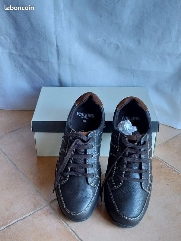 Chaussures homme Confort 44·Neuf avec étiquette·La Halle Chaussures