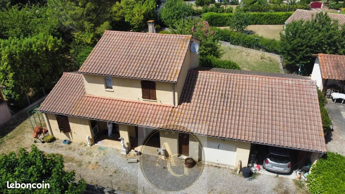 Maison 4 pièces 111 m² · à Fendeille · 111 m² · 180 000 €