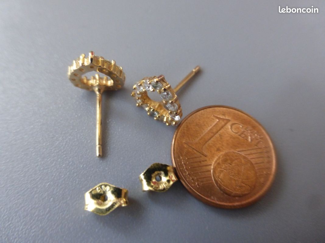Boucles oreilles coeur avec zirconiums plaqué or qualité poinçons sur fermoirs 1,05gr tbé (image 3)