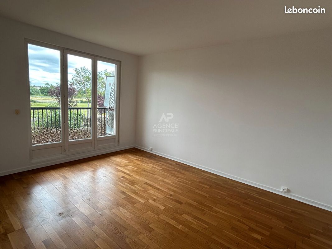 Appartement 2 pièces 53 m² · à Maisons-Laffitte · 53 m² · 1 250 €