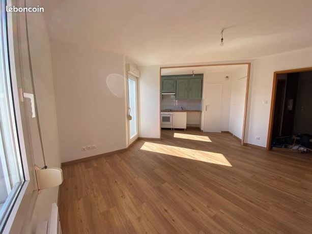 Loue appartement sainte-marie aux chênes centre