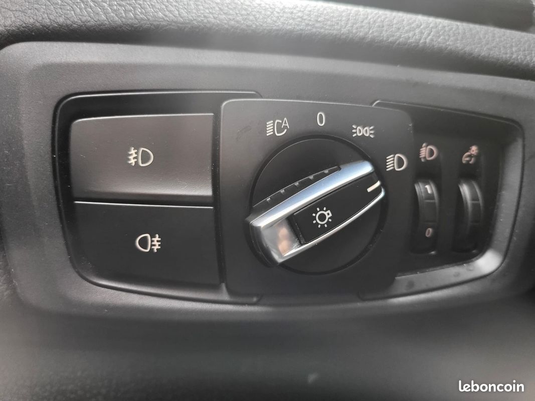 BMW SERIE 2 GRAN TOURER F46 218d 150 ch Sport A (image 17)
