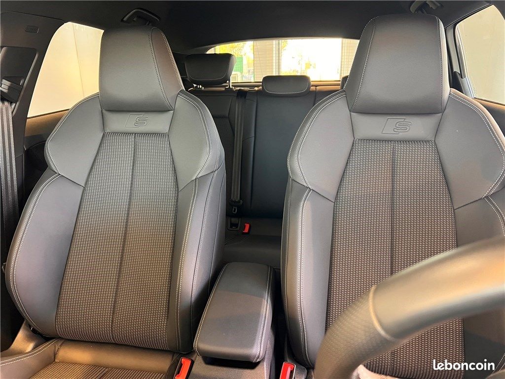 Audi A3 sportback /S3/RS3 IV 45 TFSIE 245 S tronic 6 Competition (image 12)
