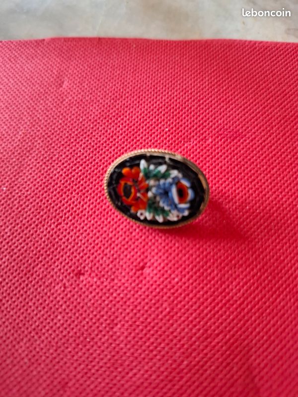 Broche Art Déco En Micro-mosaïque Florale - Laiton Et Pierre, Occasion, Décoration Vintage