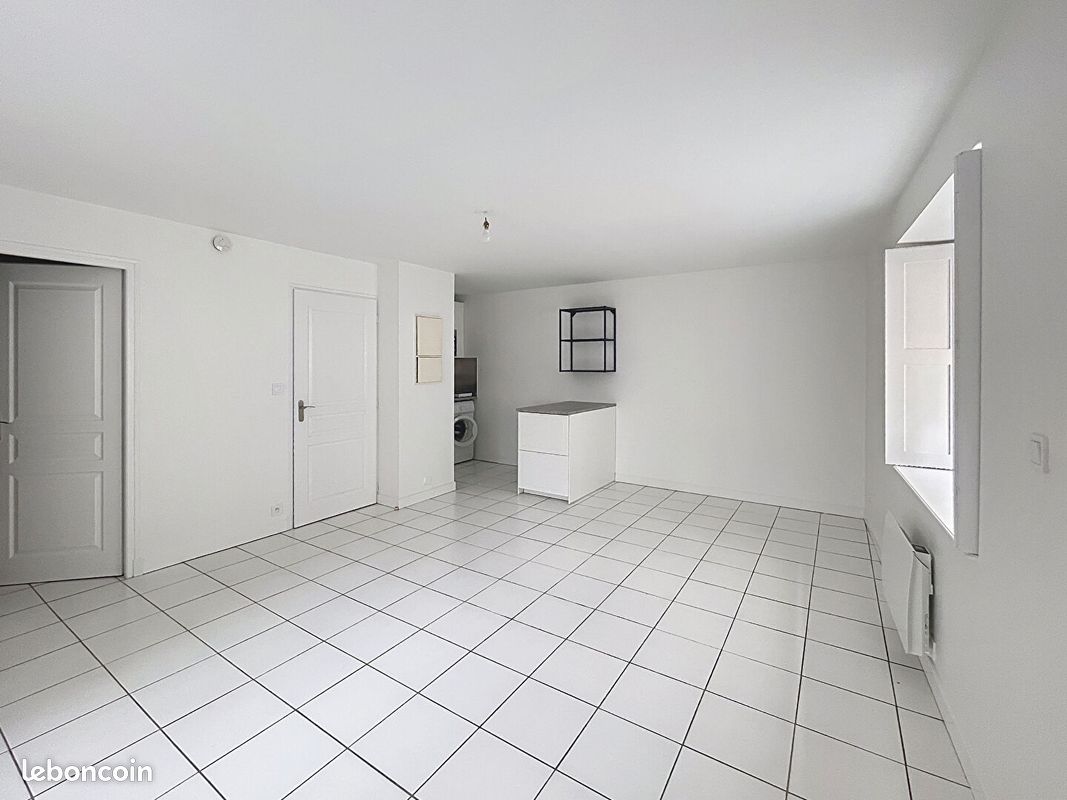 Appartement 1 pièce 31 m² · à La Rochelle · 31 m² · 595 €