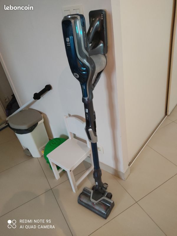 Aspirateur balai Rowenta (image 2)