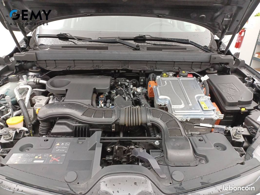 RENAULT Arkana E-Tech hybride 145 - 22 Equilibre (image 13)
