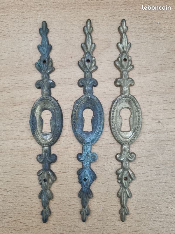 Entrées de clé serrure anciennes (image 1)