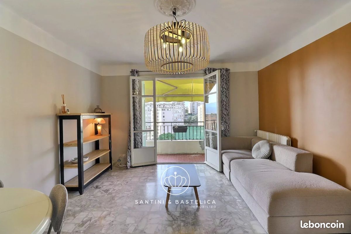 Appartement 4 pièces 83 m² · à Ajaccio · 83 m² · 1 150 €/mois