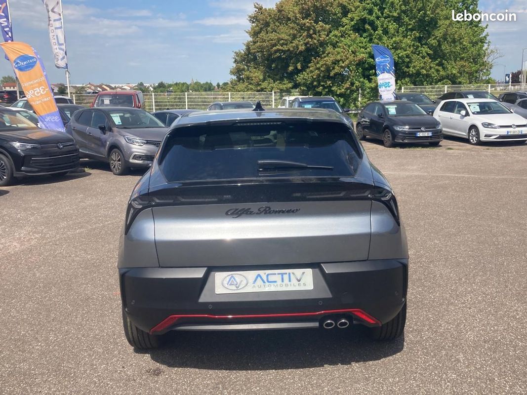 ALFA ROMEO JUNIOR 1.2 ibrida 145 speciale e-dct6 (image 6)