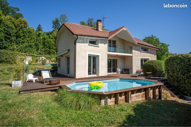 Maison 7 pièces 160 m² · à Besançon · 160 m² · 590 000 €