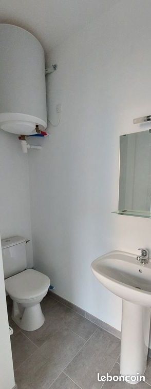Appartement 2 pièces 47 m² · à Versailles · 47 m² · 747 €