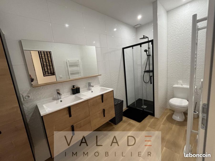 Maison 5 pièces 109 m² - Rochefort 17300 (image principale 11)