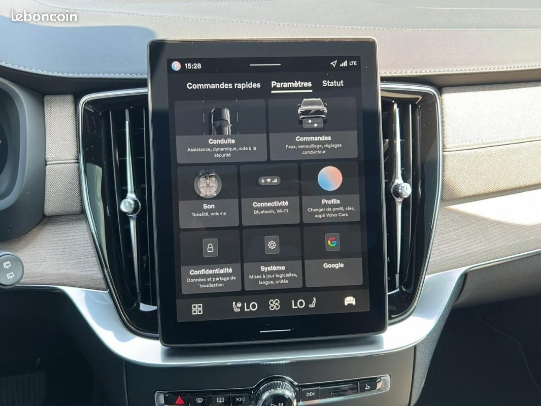 Volvo XC90 T8 AWD Hybride Rechargeable 455 ch Geartronic 8 7pl Ultra Style Dark (image 16)