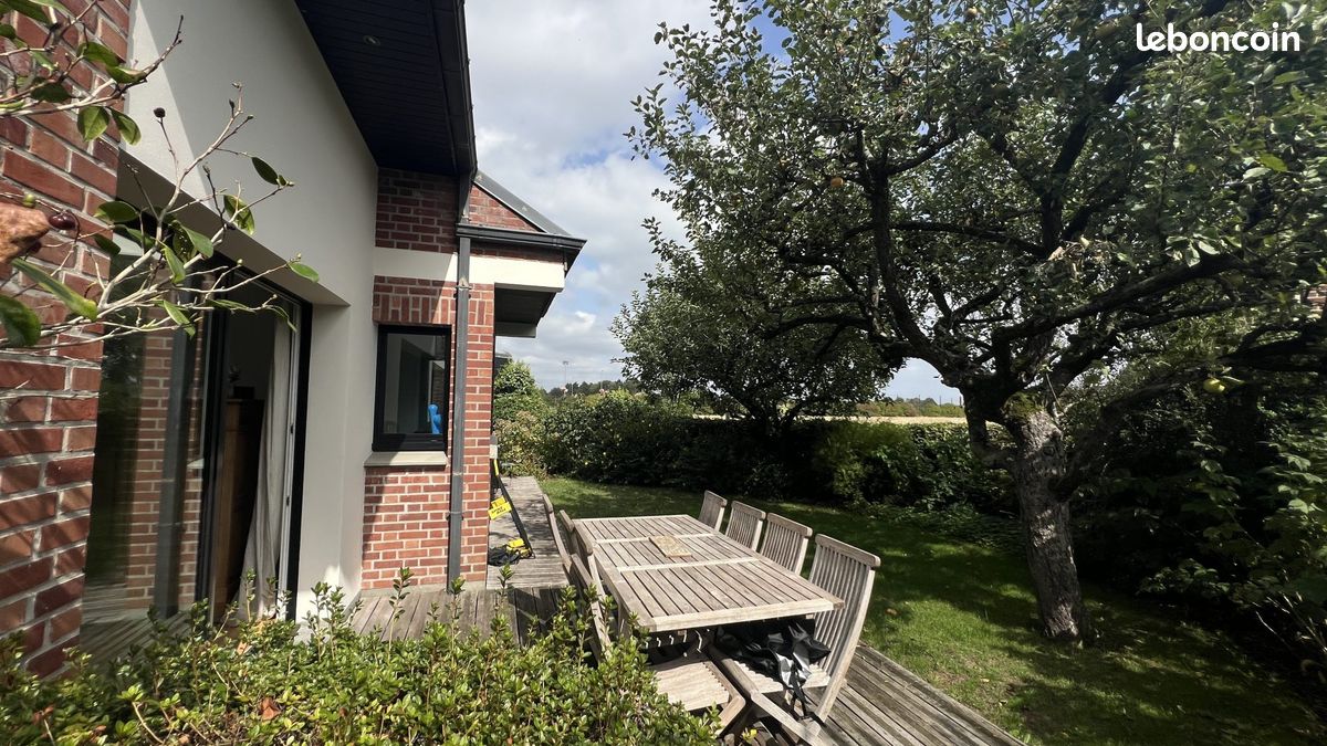 Maison 8 pièces 225 m² · à Villeneuve-d'Ascq · 225 m² · 990 000 €
