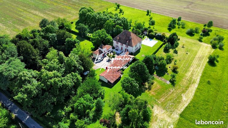Propriété 10 pièces 460 m²