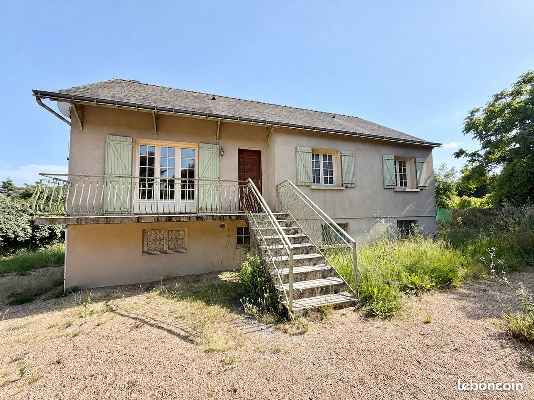 Maison 5 pièces 141 m² · à Rives-du-Loir-en-Anjou · 141 m² · 185 000 €