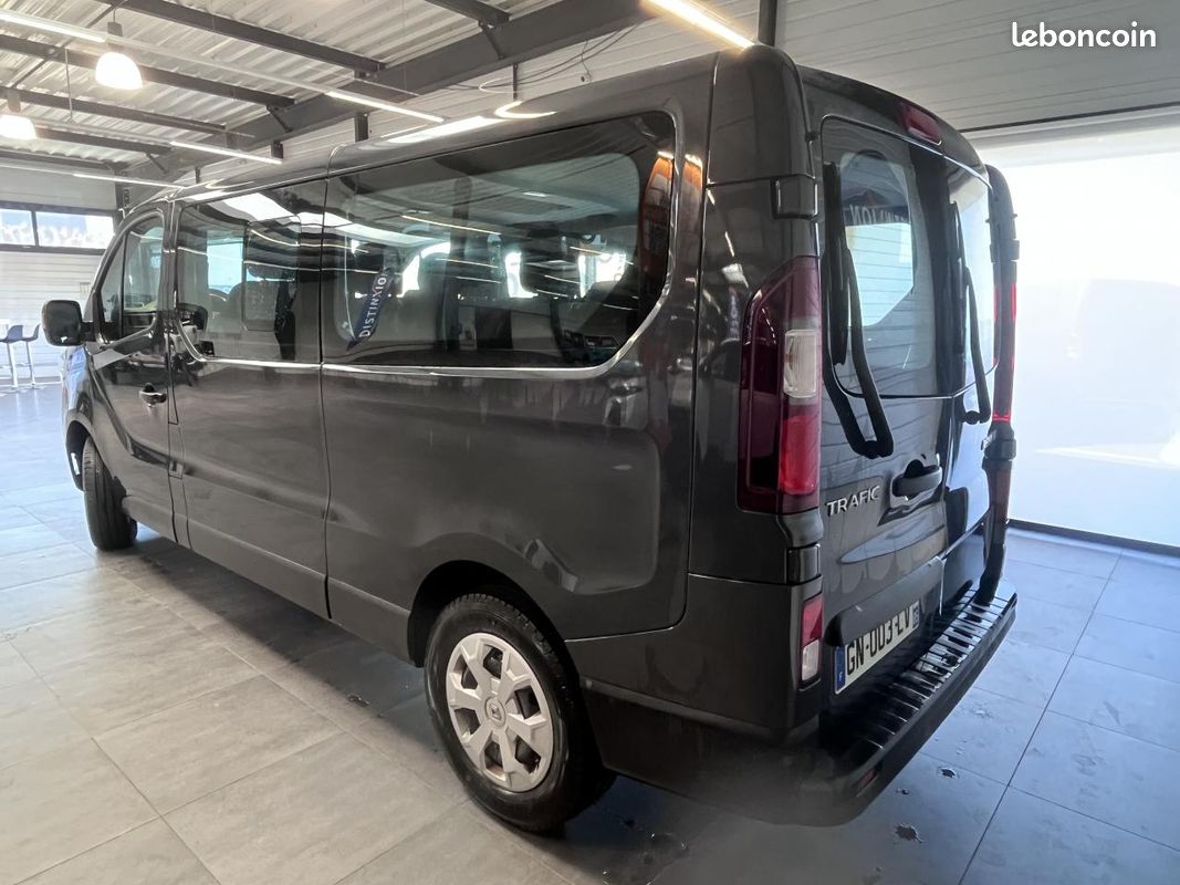 RENAULT TRAFIC 2.0 Energy dCi - 150 - S&S III COMBI Zen L1H1 9 PLACES (image 4)