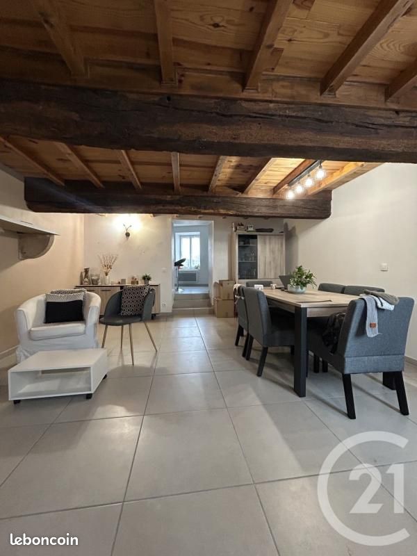 Maison 4 pièces 80 m² · à Villeneuve · 80 m² · 890 €/mois