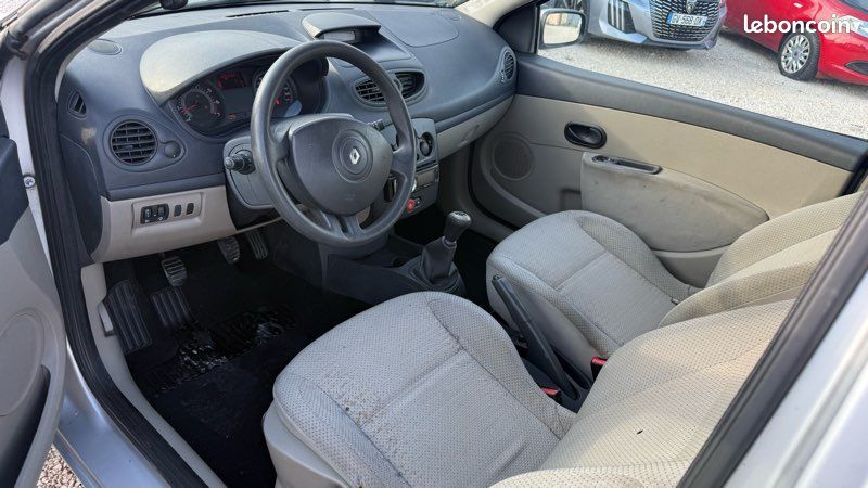 RENAULT CLIO III 1.4i 98CH CONFORT PACK (image 6)