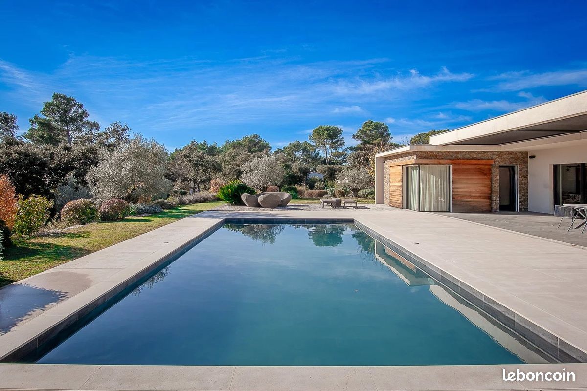 Maison 192 m² · à Aix-en-Provence · 192 m² · 2 340 000 €