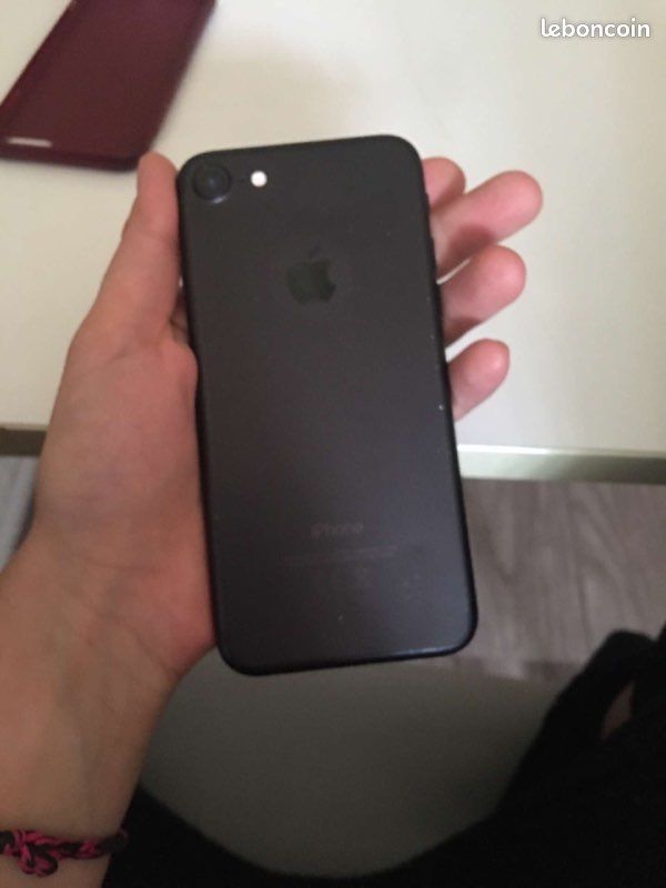 IPhone 7 32g (image 2)