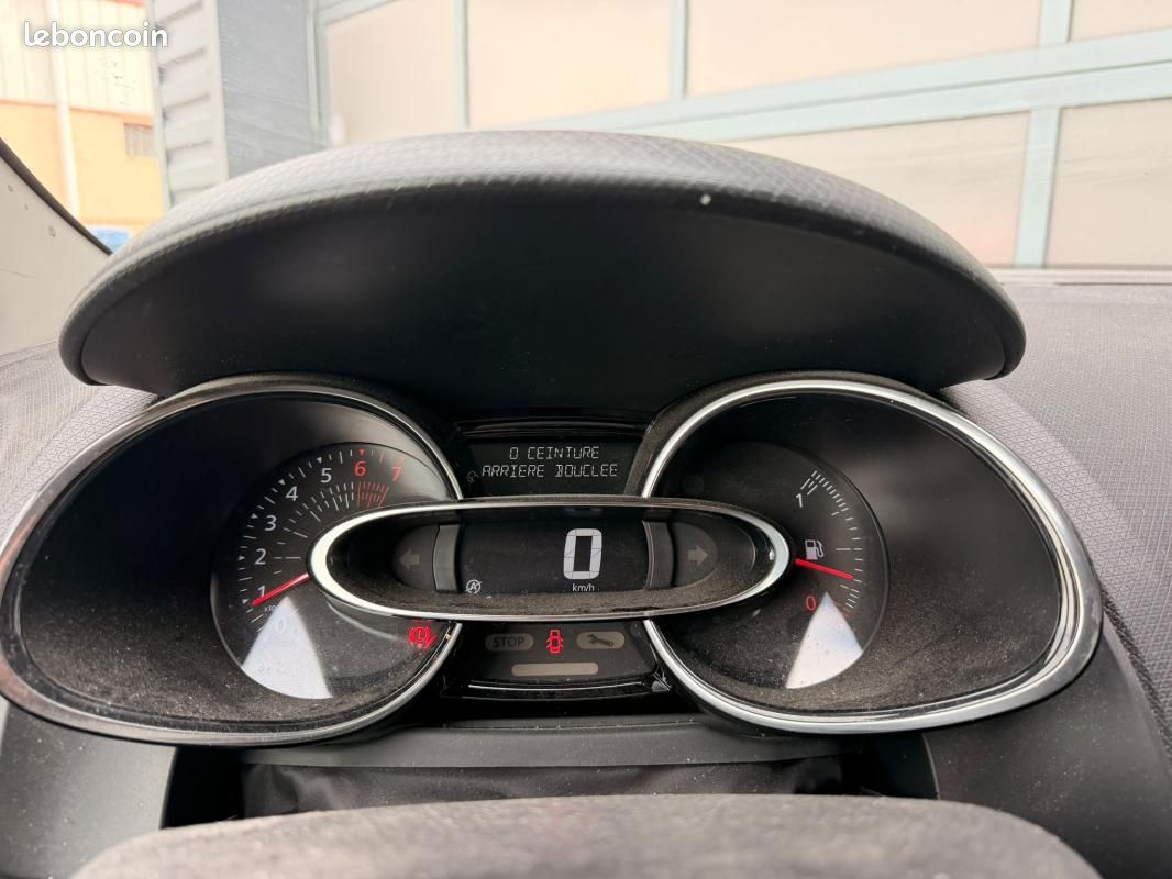 Renault Clio IV - TCE 75CH Trend (image 7)