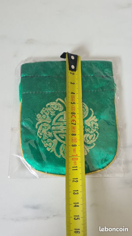 Pochette/porte monnaie/bijoux en tissu Neuf (image 3)