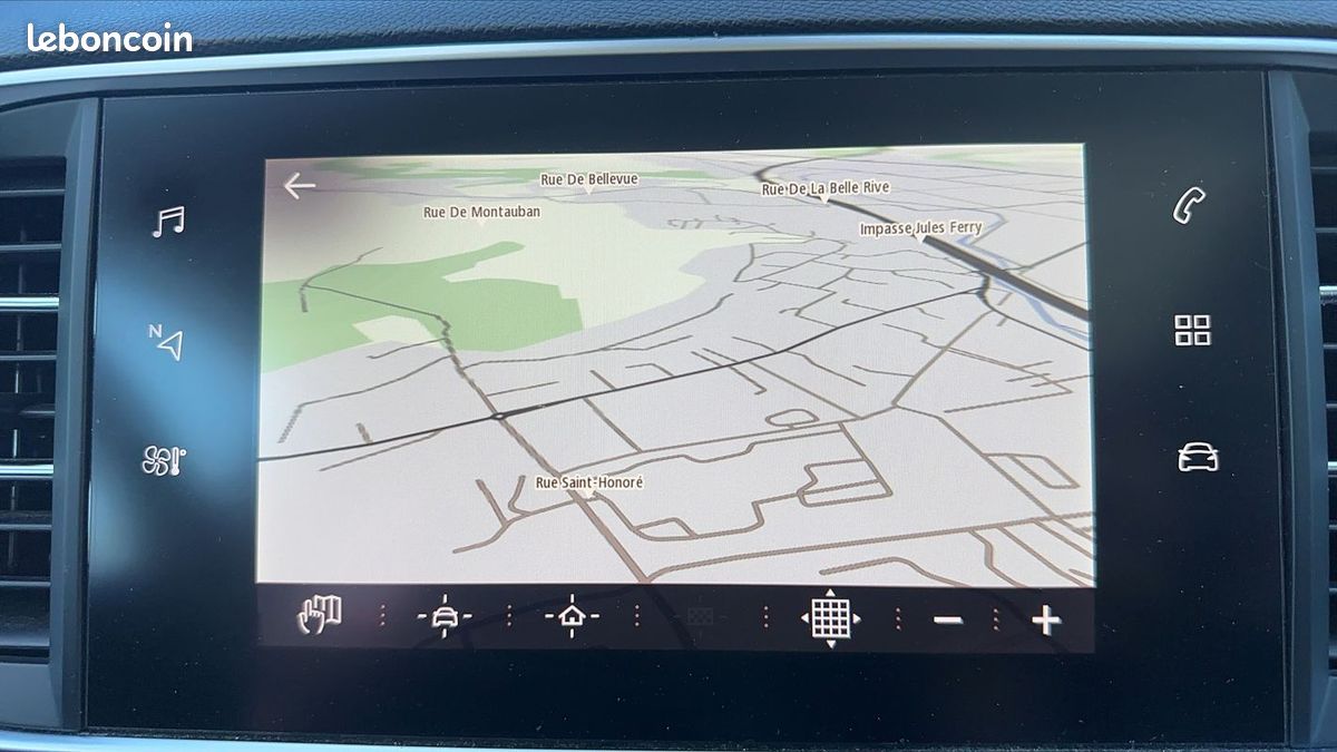 Peugeot 308 SW 1.5 BlueHDi 130 EAT8 Active Business (image 22)