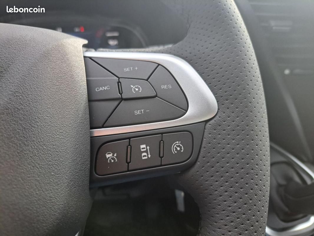 Iveco Daily FOURGON 35S18 A8 180CV 3L L4H2 16M3 (image 15)