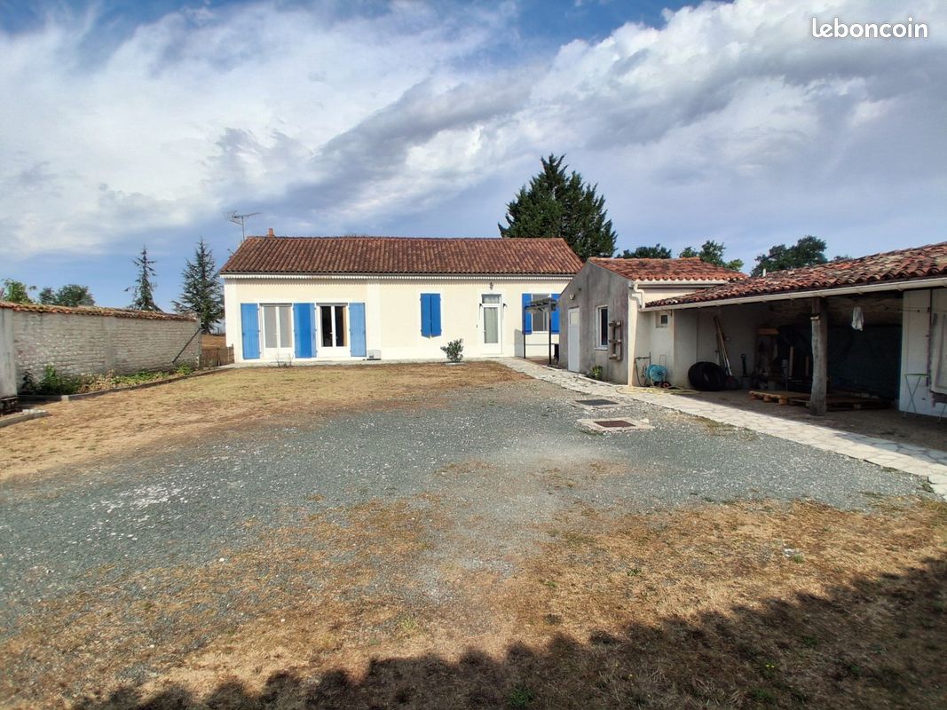 Maison 5 pièces 103 m² · à Saint-Julien-de-l'Escap · 103 m² · 890 €/mois