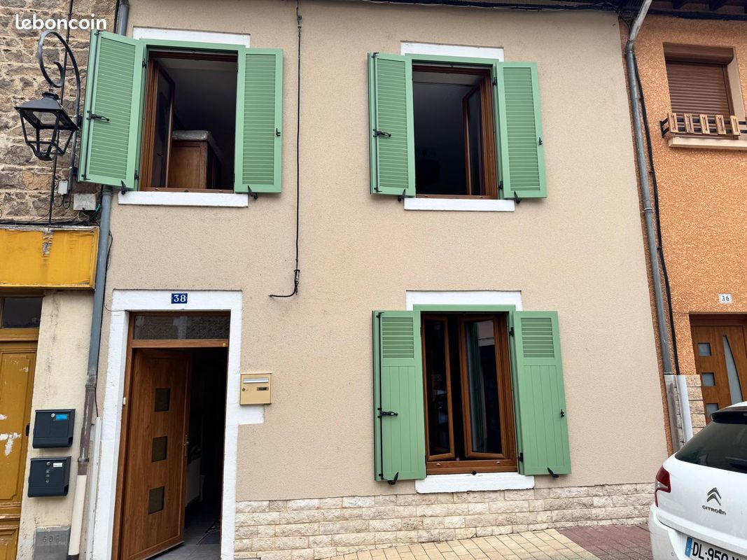 Maison 4 pièces 85 m² · à Thizy-les-Bourgs · 85 m² · 153 700 €