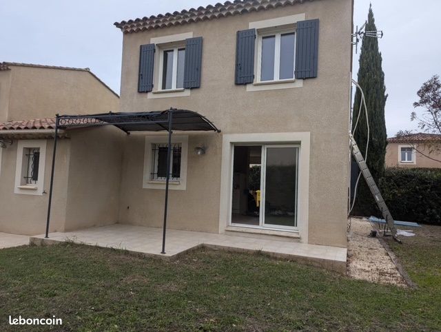 Maison 4 pièces 80 m² · à Saint-Saturnin-lès-Avignon · 80 m² · 1 250 €/mois