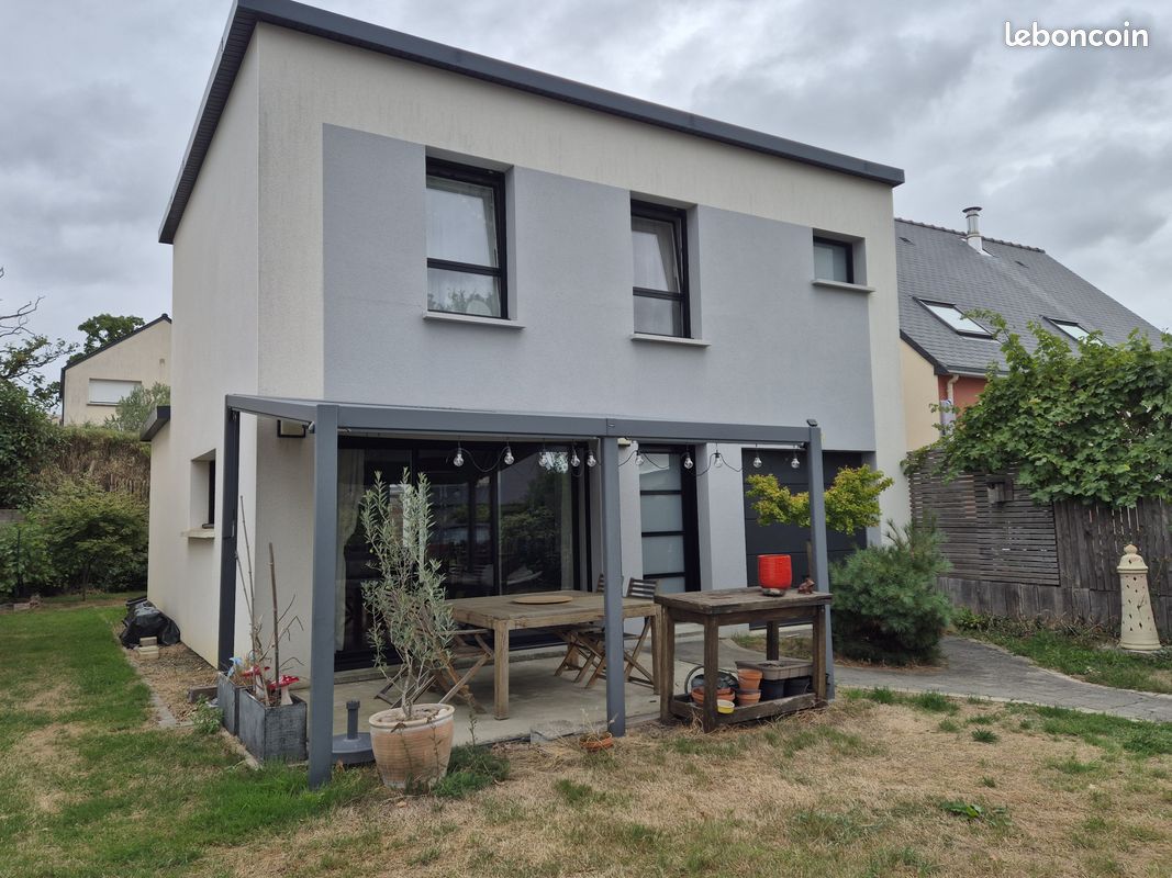 Maison 5 pièces 96 m² · à Saint-Aubin-du-Cormier · 96 m² · 275 865 €