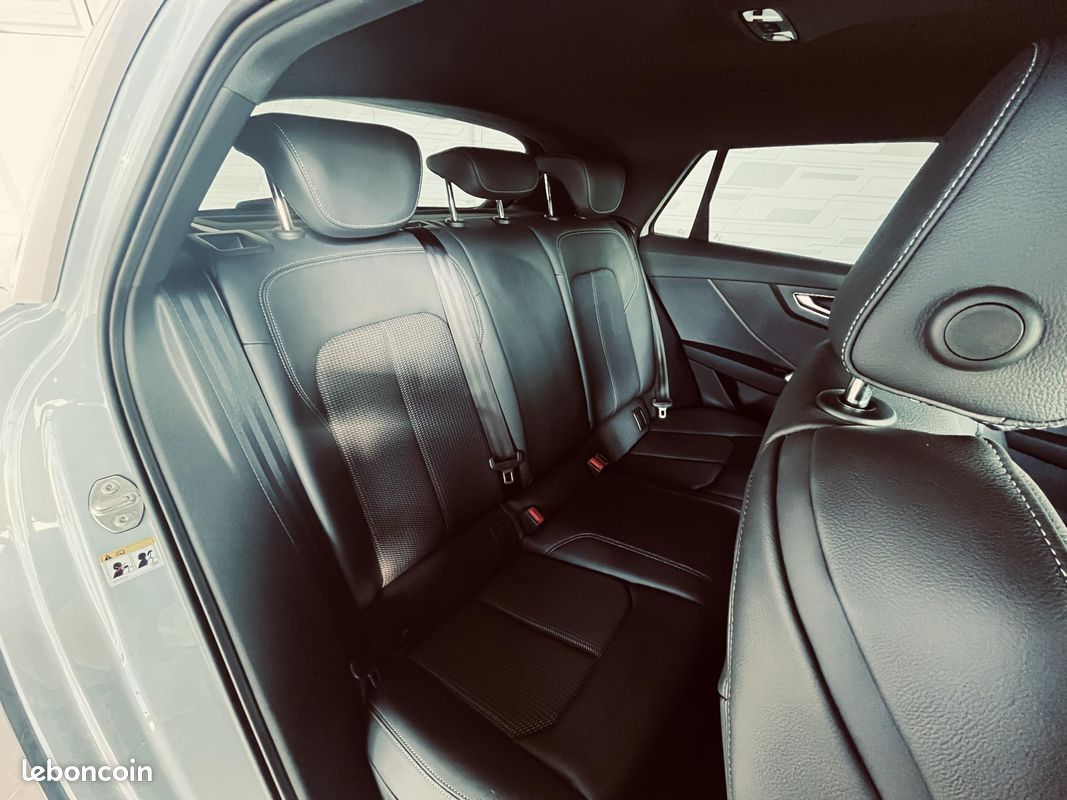 AUDI Q2 35 TFSI 150 S tronic 7 S line (image 16)