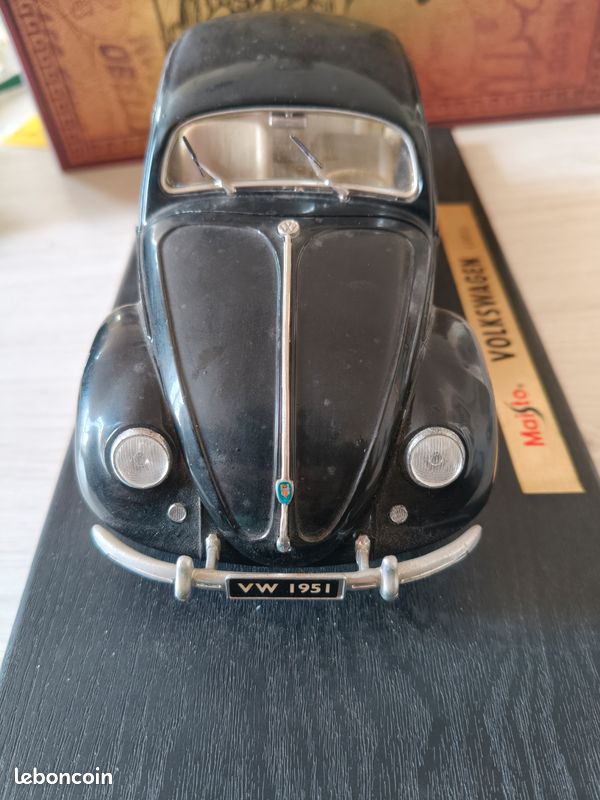 Plaque Arrière Miniature Pour Volkswagen Coccinelle 1951 Au 1/18 - Maisto - Occasion - Vert