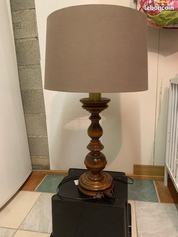 Lampe sur pied avec abat jour rustique 80 cm (image 1)